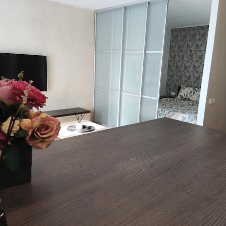 Nikoletos Apartamentai Panevezys Bagian luar foto