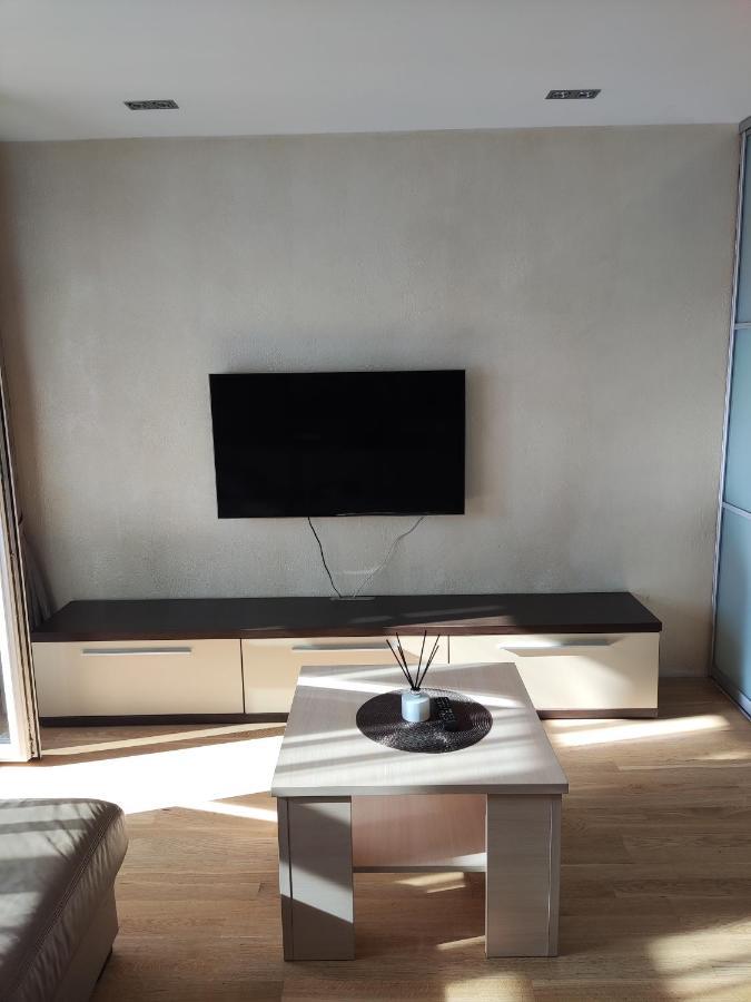Nikoletos Apartamentai Panevezys Bagian luar foto