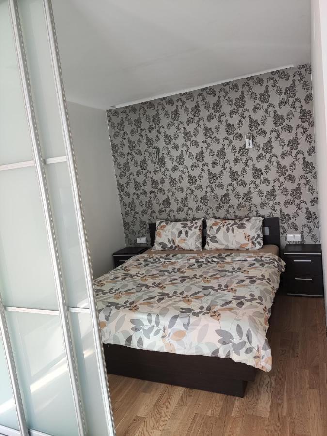 Nikoletos Apartamentai Panevezys Bagian luar foto